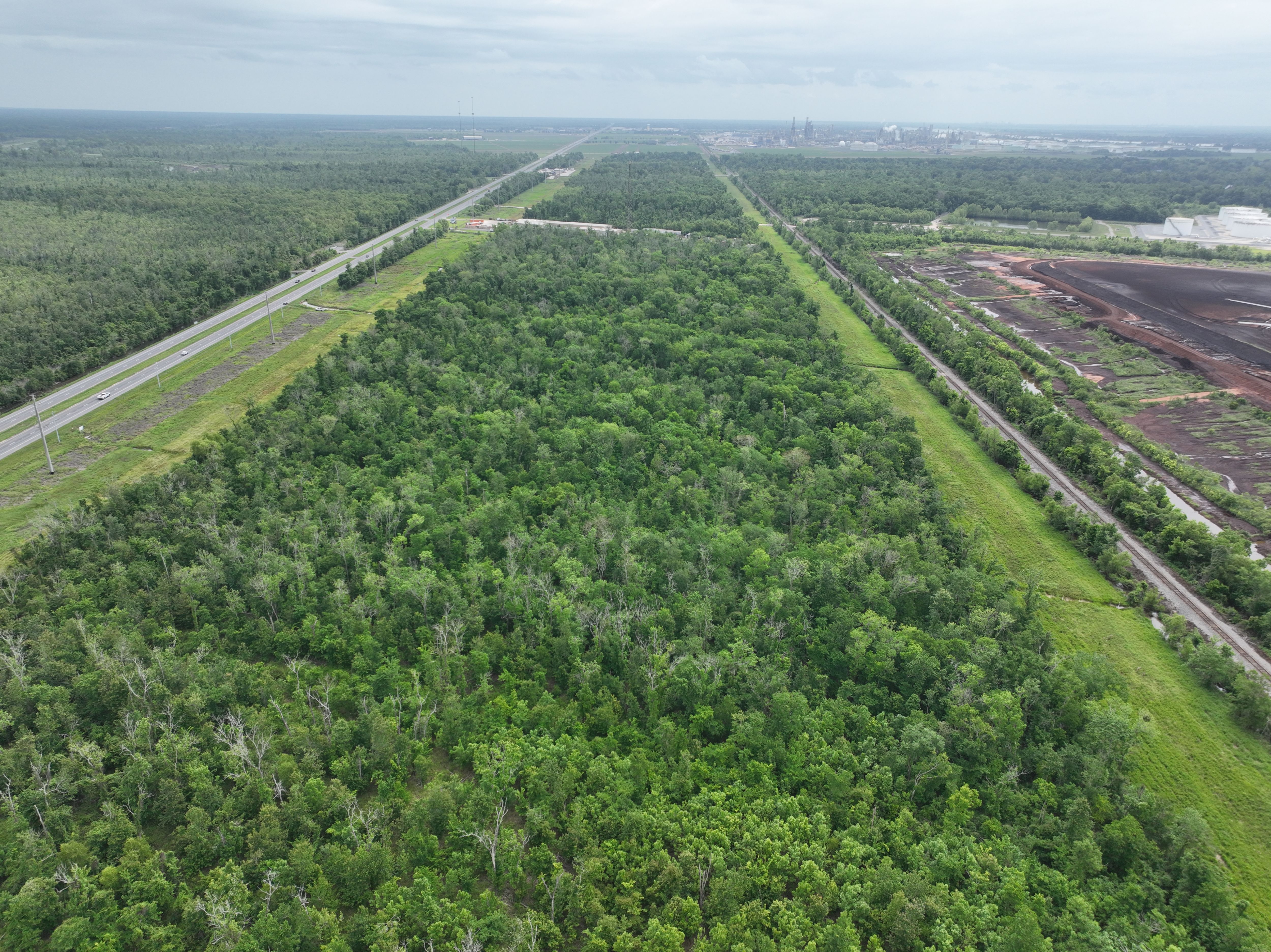 Listing Photo: louisiana industrial vacant land 38 acres